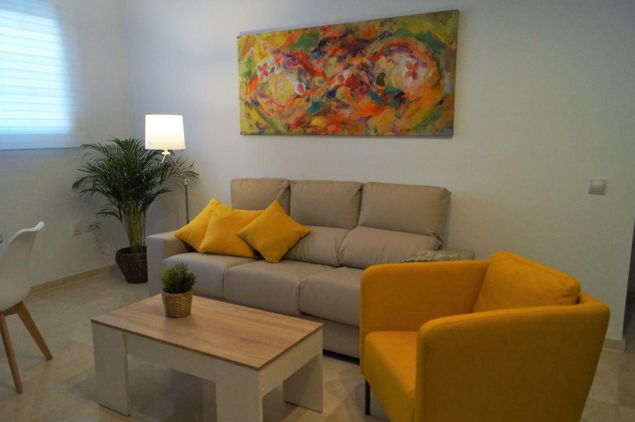 Apartamento Plaza Alfonso XII Málaga Buitenkant foto