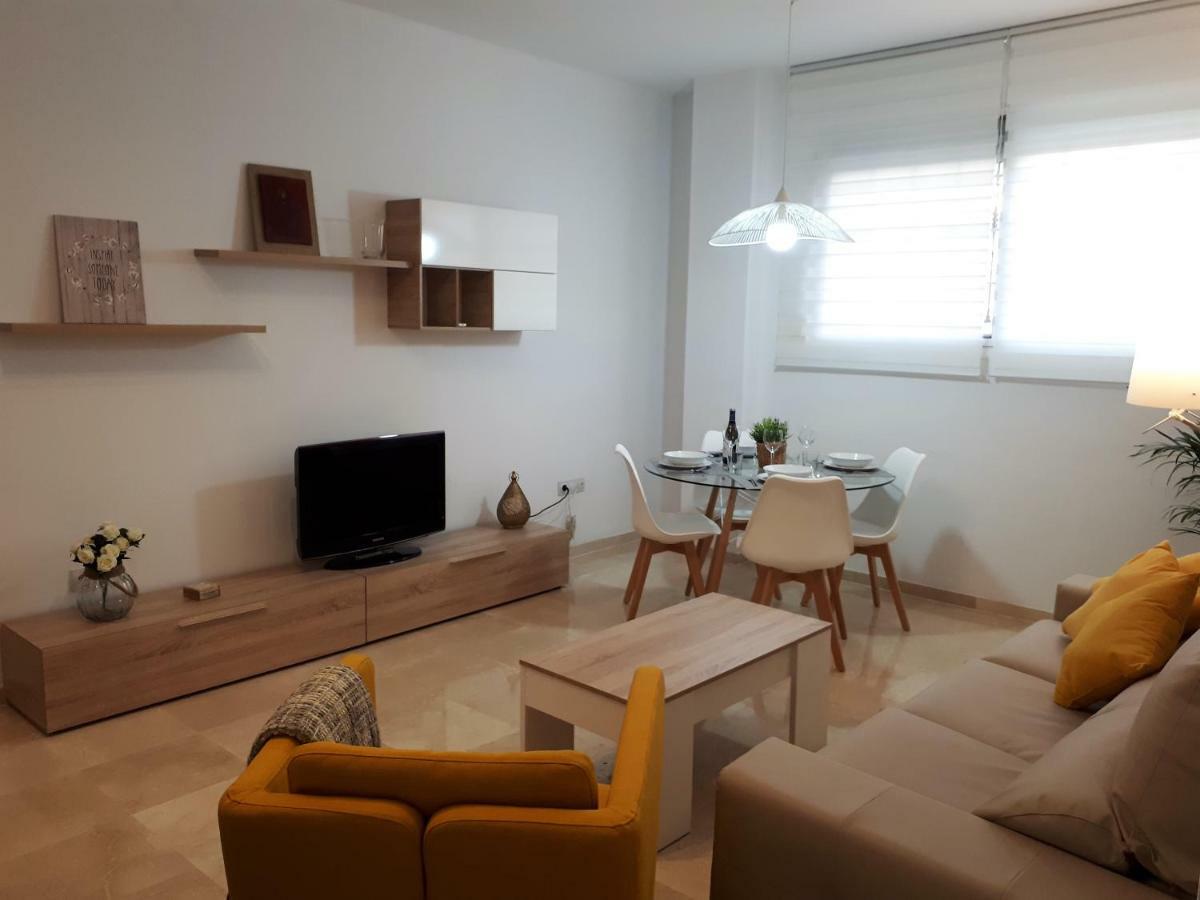 Apartamento Plaza Alfonso XII Málaga Buitenkant foto